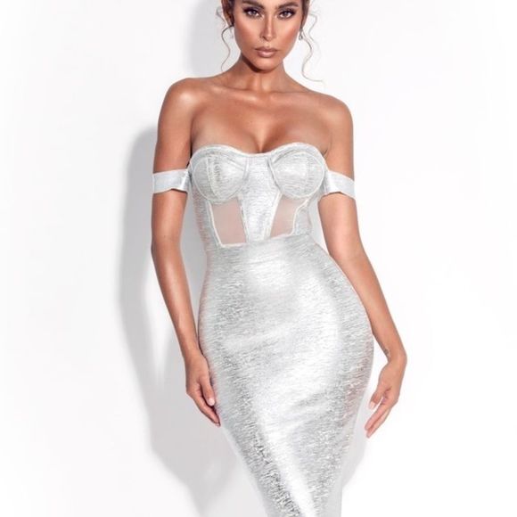 🔥Irreplaceable Off Shoulder Slvr Metallic Bandage - Picture 4 of 12